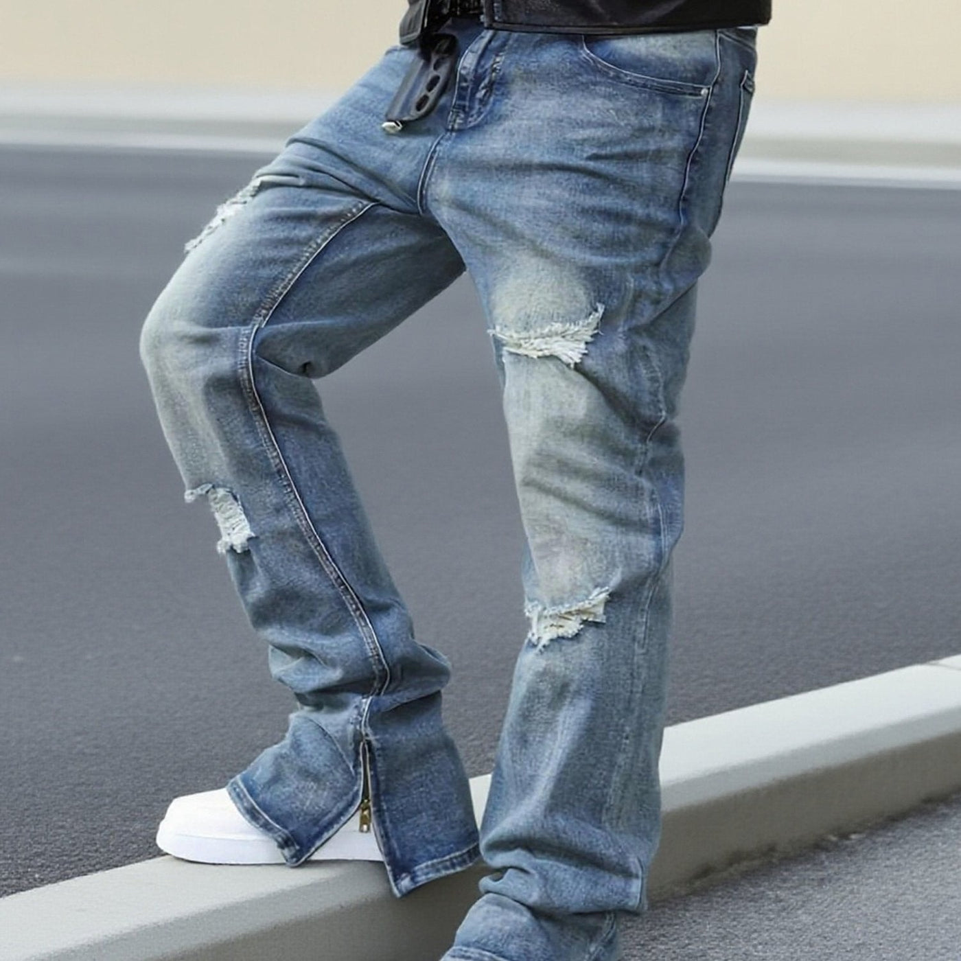 Warren | Relaxed Straight-Leg Distressed Jeans