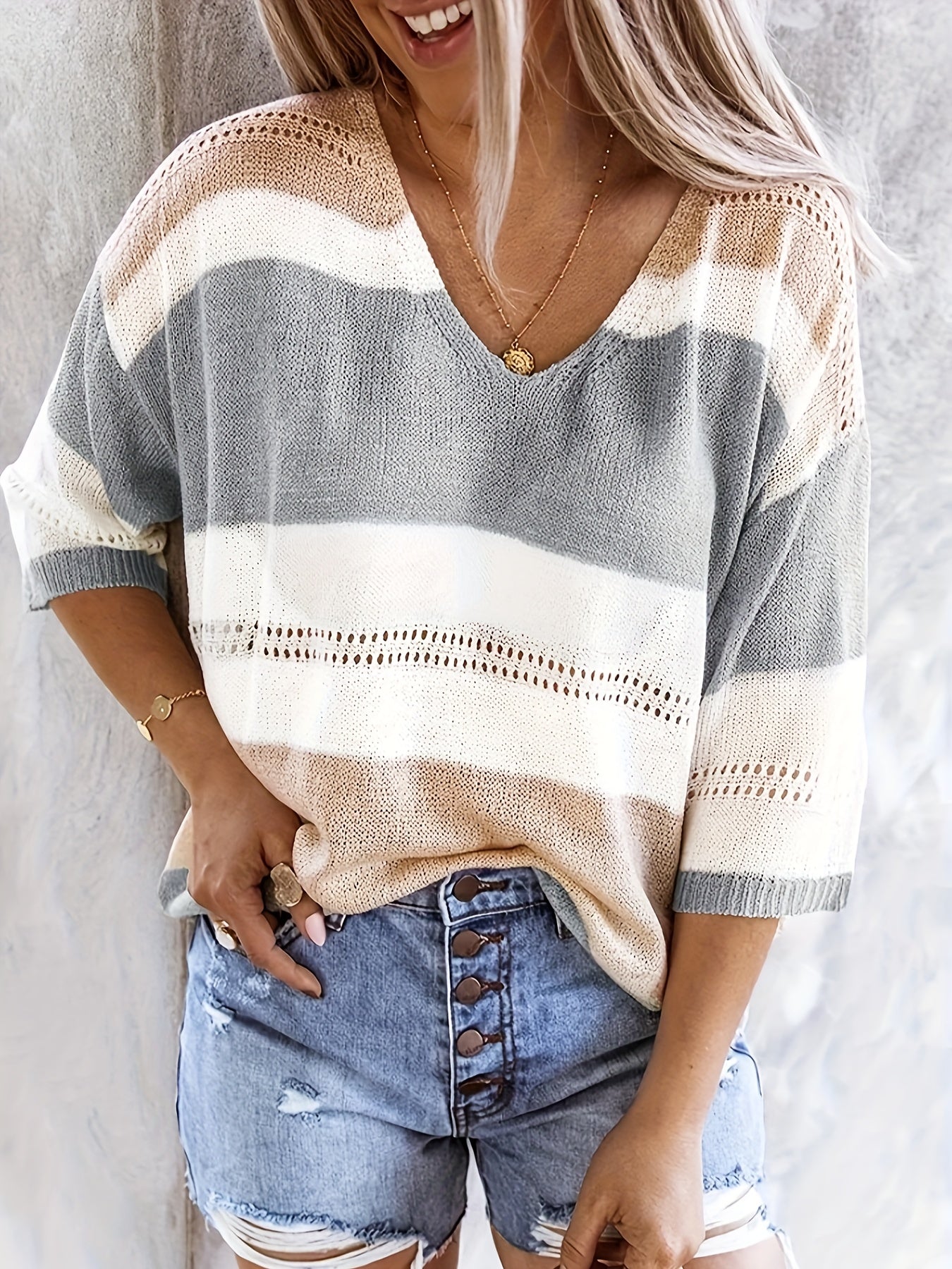 Warren | Relaxed Colour-Block V-Neck Top