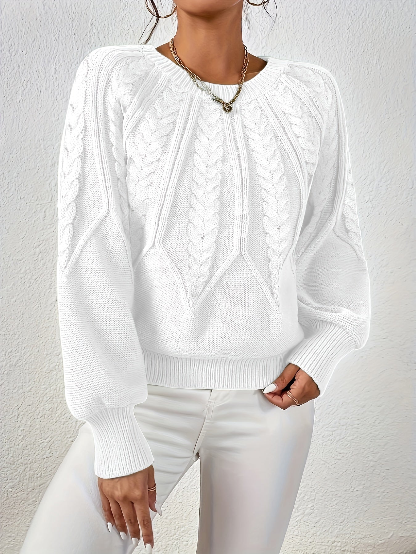 Warren | Cable-Knit Round-Neck Sweater