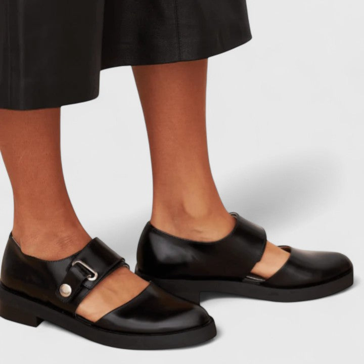 Warren | Modern Cut-Out Buckle Mary Jane Shoes