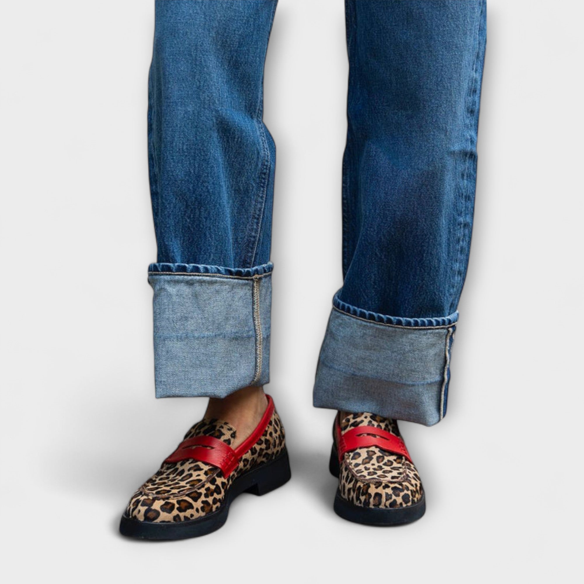 Liora | Stylish Round-Toe Leopard-Print Loafers